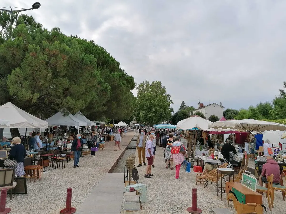Brocante Vide-grenier