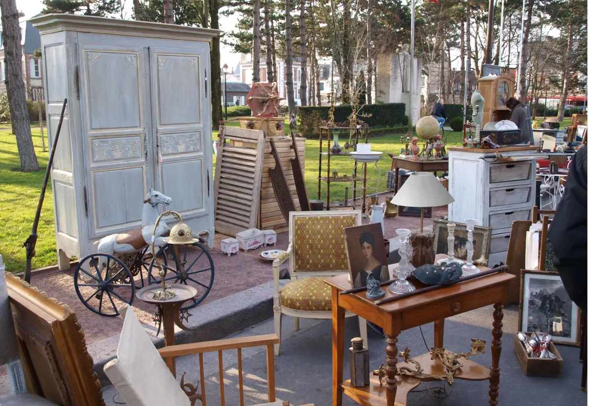 Brocantes et marchés aux puces dans le Haut-Rhin : où chiner ce week-end du 22 et 23 août ?