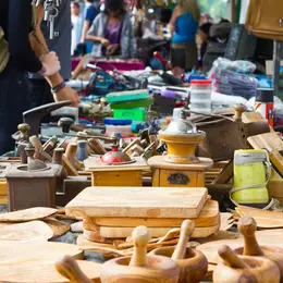 Brocantes et vide-greniers en Moselle : tous les rendez-vous des 15 et 16 août 2026