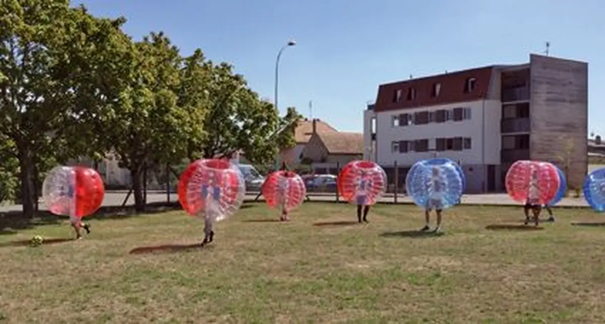 Bubble foot : un loisir gonflé !