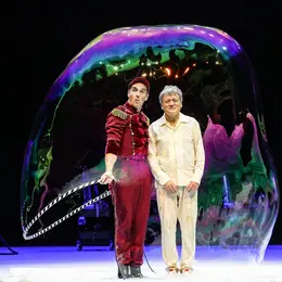 Bulle à bulle – Compagnie Pep Bou &amp; Compagnie Enlaire