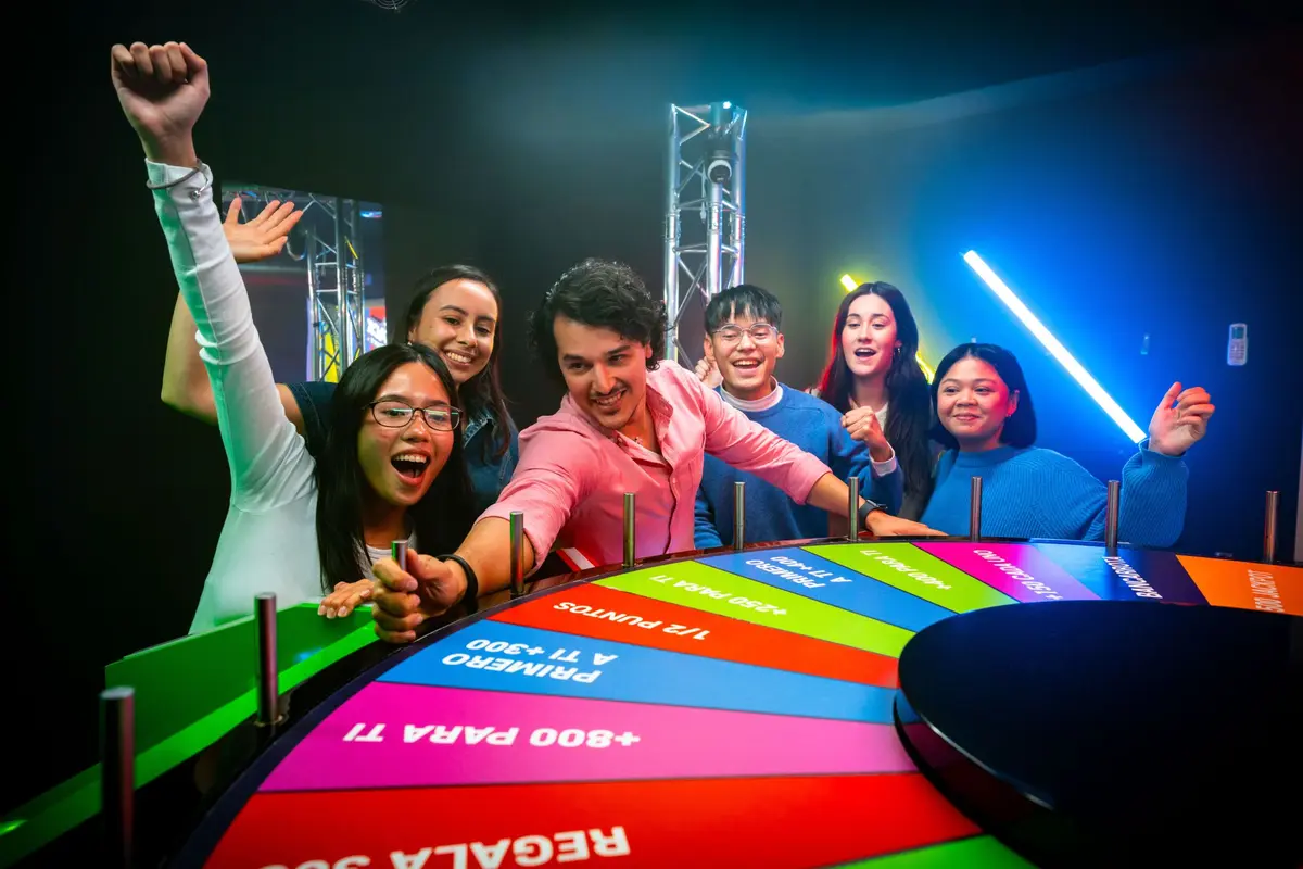 BuzzAttack : l’expérience immersive façon jeu télé à vivre entre amis à Lille