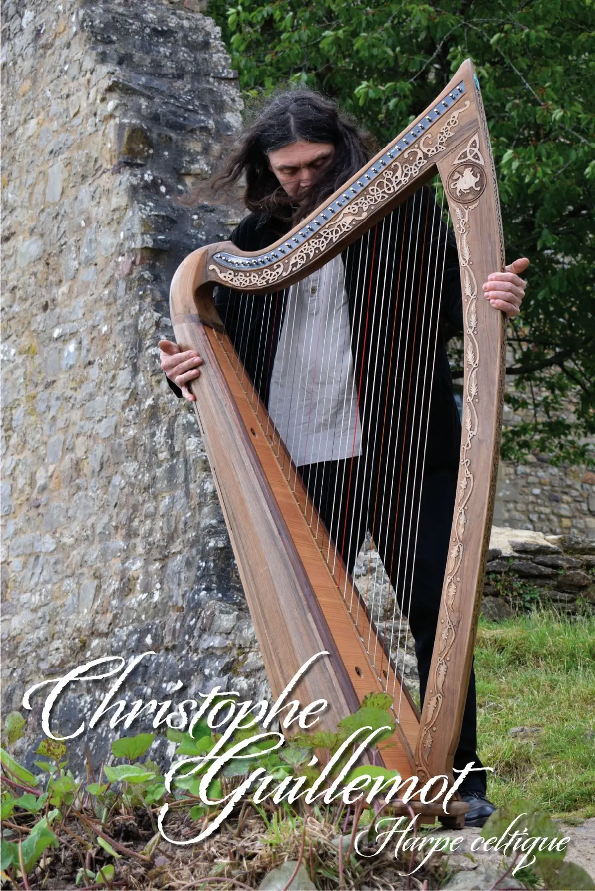 Christophe GUILLEMOT harpeur luthier