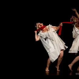 Ca Va Mal Finir Ou L'Histoire Contee D'Isadora Duncan