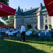 Cabaret équestre au château
