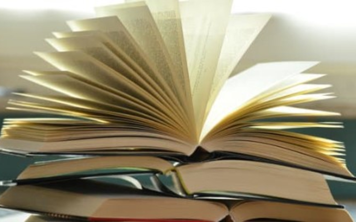 Café littéraire club des Couronnes