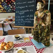 Café Marionettes