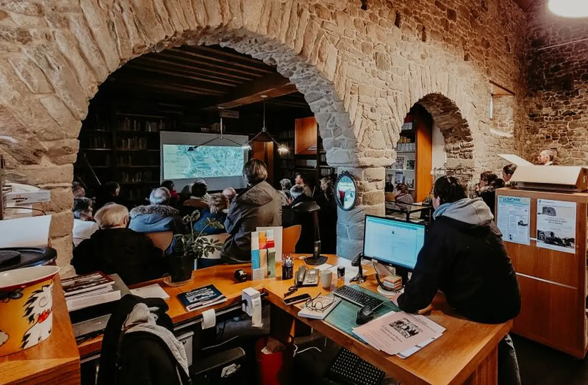 Café-patrimoine Découverte de l’entomofaune de la réserve de Vauville par la Société des Sciences de Cherbourg
