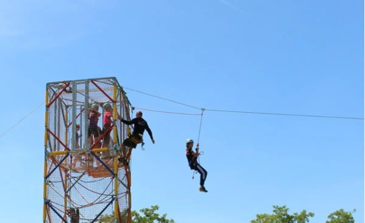 Cage à grimper et tyrolienne, réservation en ligne