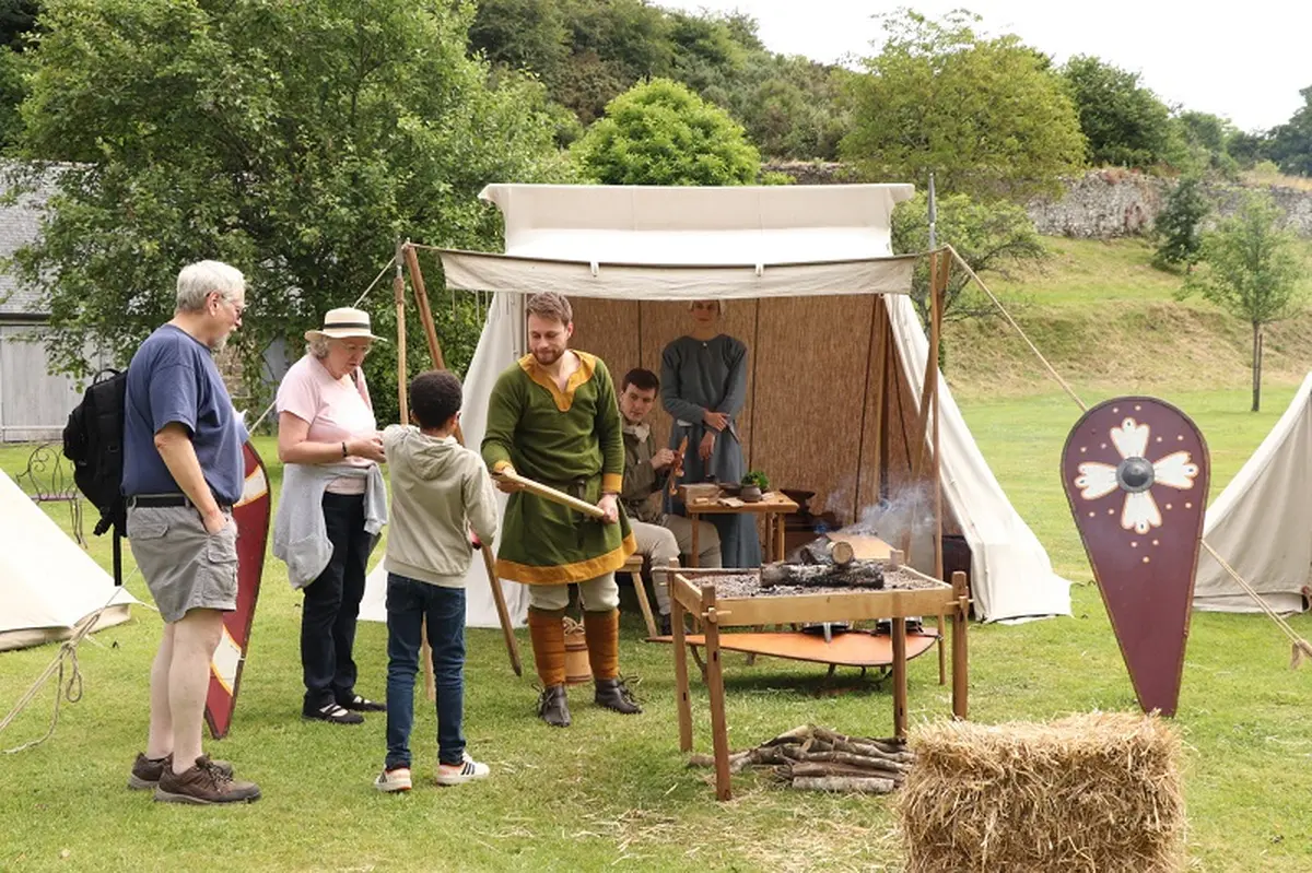 Camp médiéval à l'abbaye de Hambye