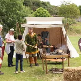 Camp médiéval à l'abbaye de Hambye