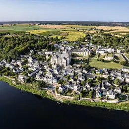 Candes-Saint-Martin, le village de carte postale au confluent de la Loire et de la Vienne