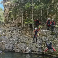 Canyoning au canyon de Pissevieille en Ardèche (07)