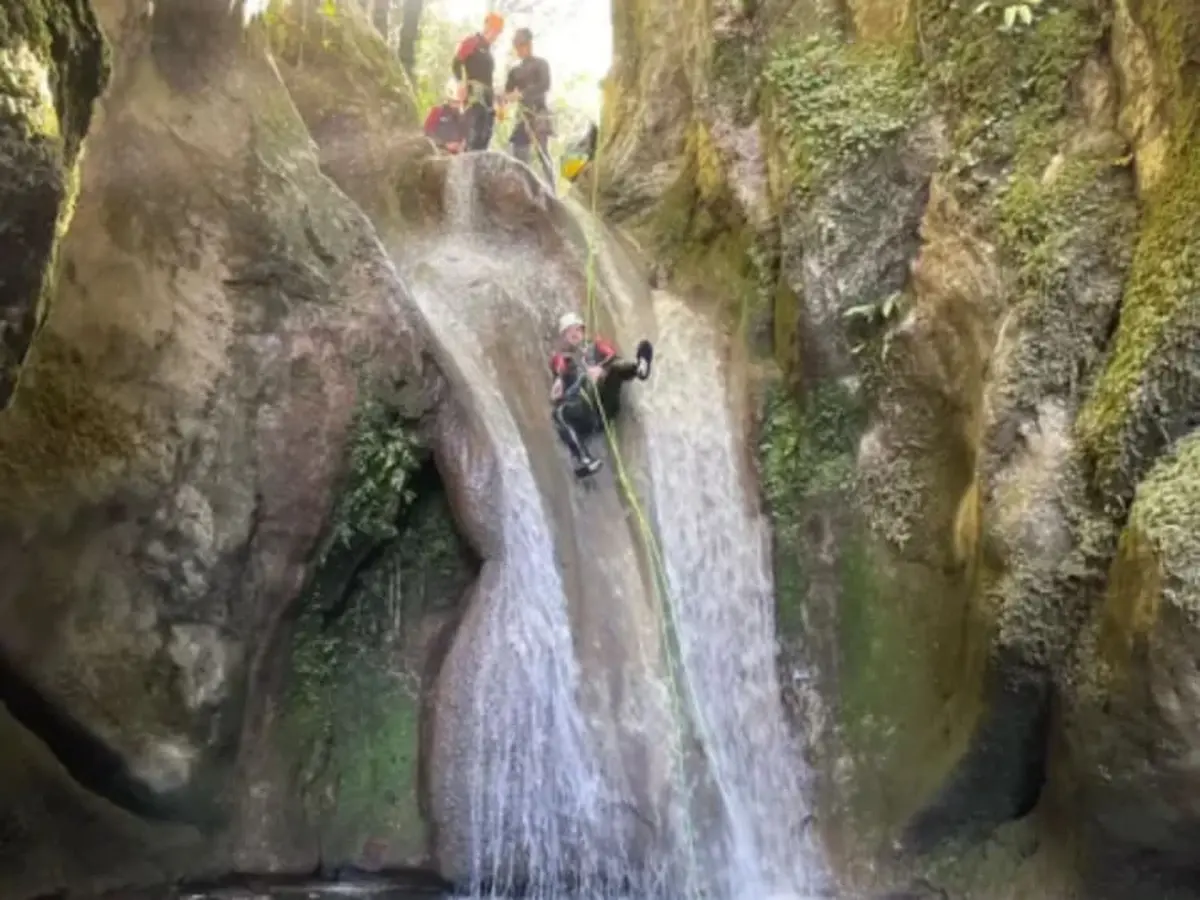 Canyoning au canyon du Grenant en Savoie (73)