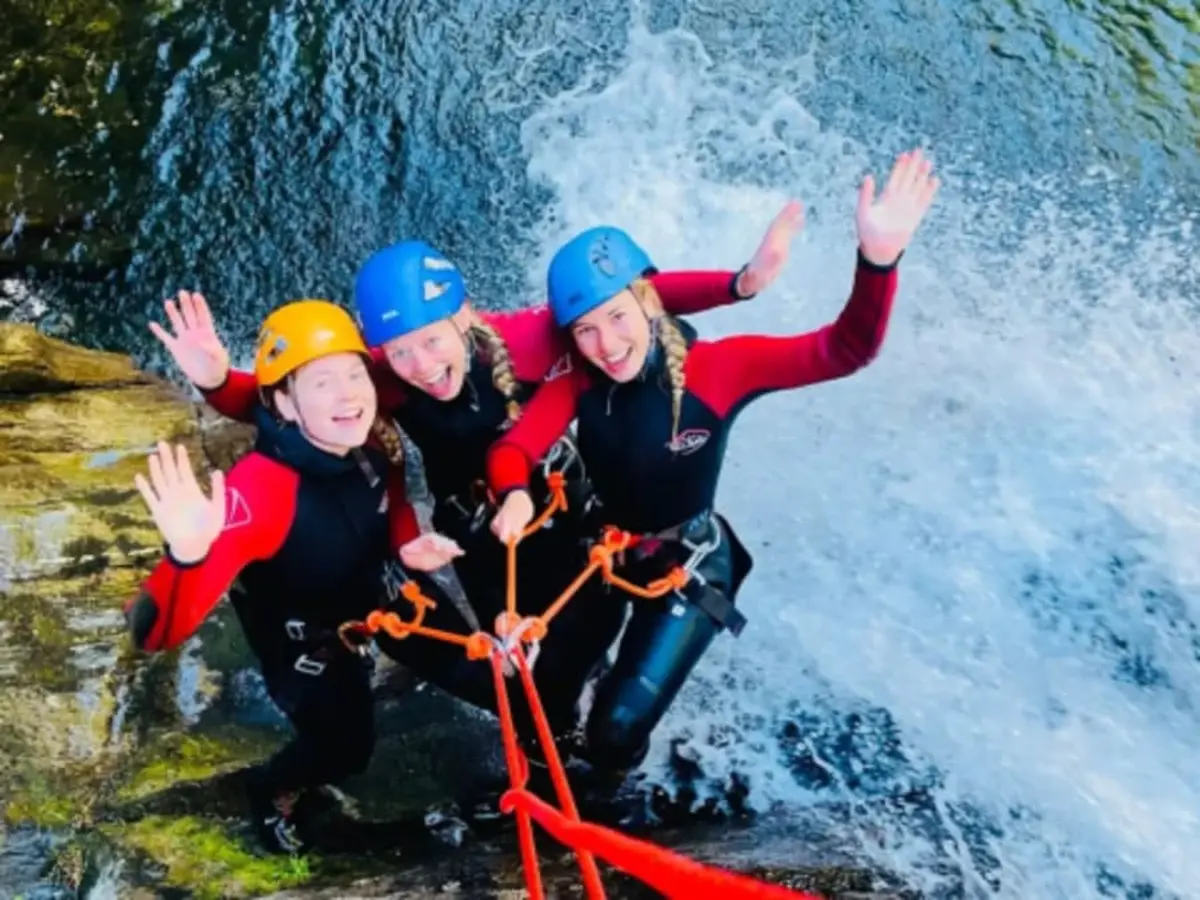 Canyoning au canyon du Haut-Roujanel en Ardèche (07)