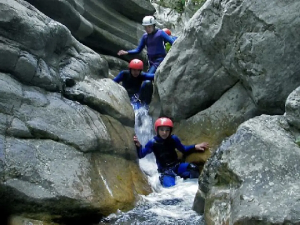 Canyoning dans les Gorges du Loup à Gourdon (06)