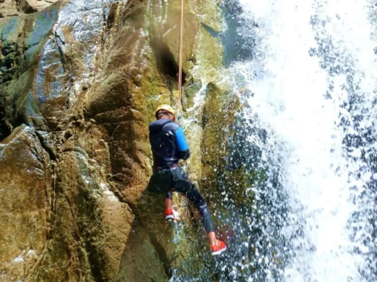 Canyoning depuis Les Vans sur le Chassezac (07)
