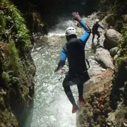 Canyoning sportif au Canyon de Montmin près d'Annecy (74)