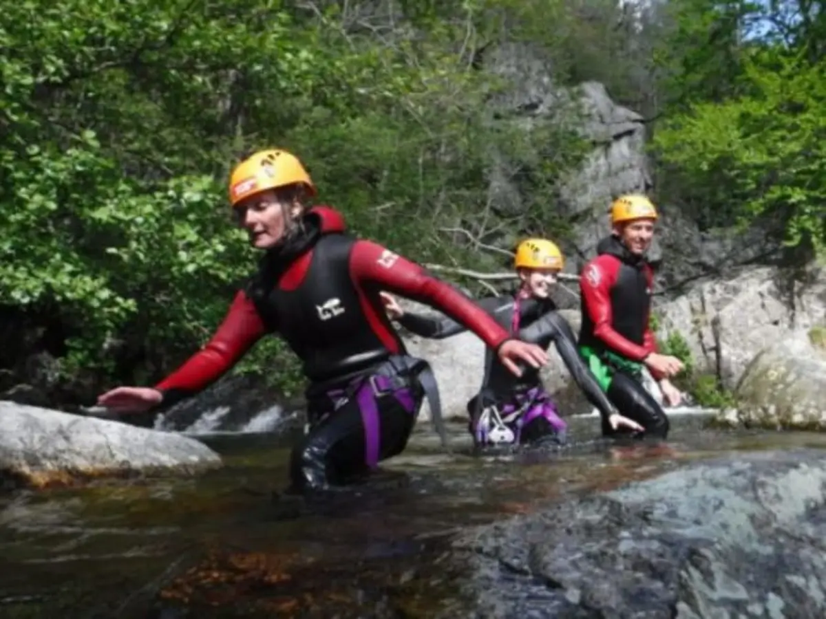 Canyoning tyrolienne splach  à Borne (07)