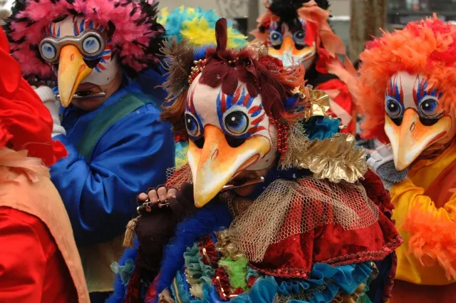 Les défilés sont nombreux pendant les 3 jours du Carnaval de Bâle