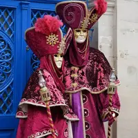 Carnaval vénitien de Remiremont  &copy; tourisme-remiremont-plombieres.com