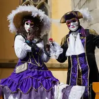 Carnaval vénitien de Remiremont  &copy; tourisme-remiremont-plombieres.com