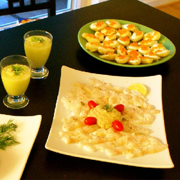 La recette du carpaccio de poisson blanc, sauce pignons