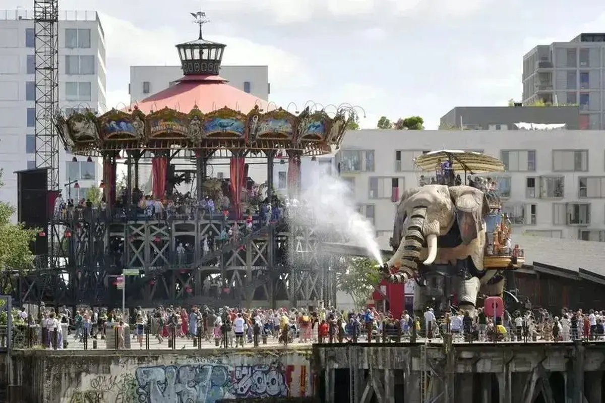 Carrousel des Mondes Marins
