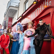 Carte blanche à Madame Arthur