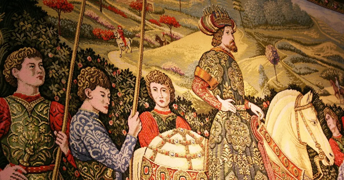 Castrum de Ségur : La tapisserie un art somptuaire du Moyen Âge