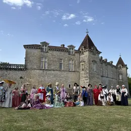 Cazeneuve : le château des siècles !
