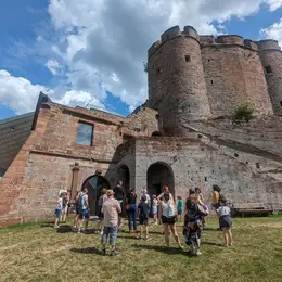 Immersion au temps des bâtisseurs du Moyen Age