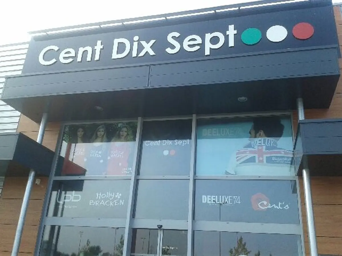 Cent dix sept 