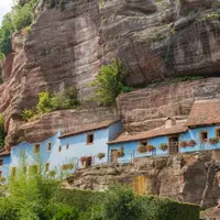 Graufthal, les maisons cachées sous le grès rose dans le Bas-Rhin DR