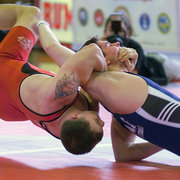 Championnats de France senior de lutte à la halle Georges-Carpentier