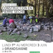 Chantier école de construction en pierre sèche