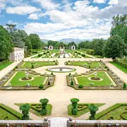 Chantier participatif dans les jardins d'Arnaga