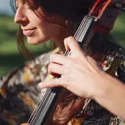 Chantilly Follies - Concert immersif de la violoncelliste Cécile Lacharme à Chantilly