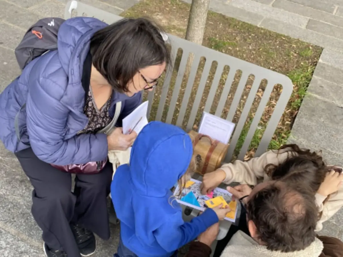Chasse au trésor de long de la Coulée Verte à Paris 12ème