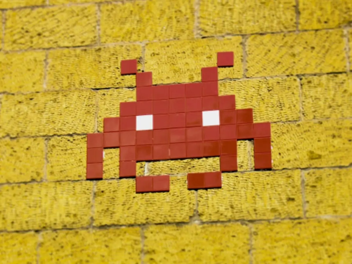 Chasse aux Invader et atelier pixel art à Paris