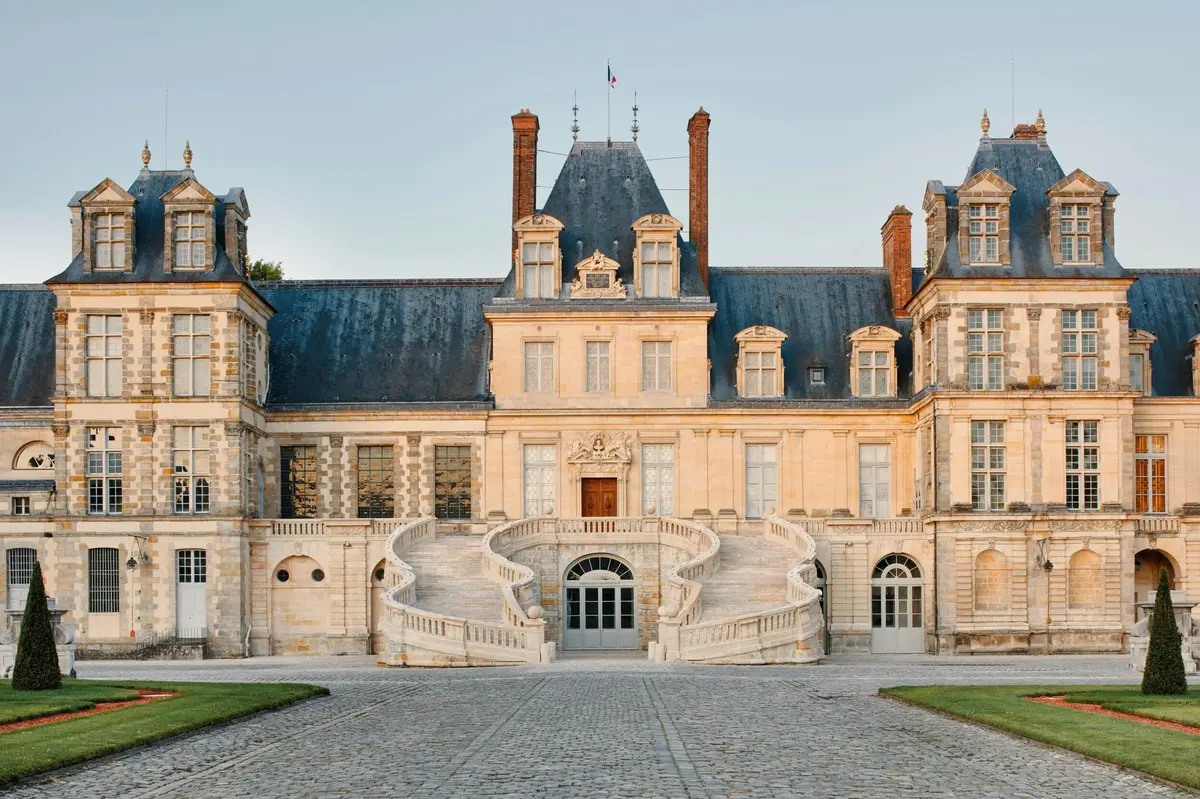 Escalier en fer à cheval - Château de Fontainebleau
