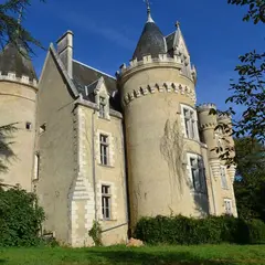 Château de Fougeret, le lieu le plus hanté de France