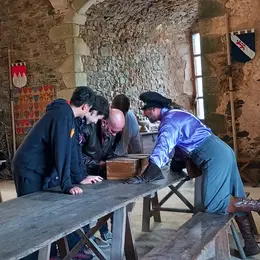 Château de Saint Mesmin - Escape game: Captifs du temps
