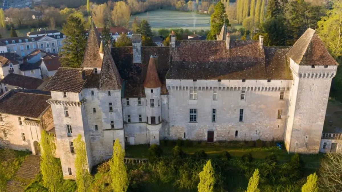 Châteaux en fêtes - Visite du Château de Château-l'Evêque