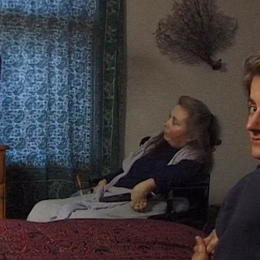 Cheryl Marie Wade, reine-mère des noueux. Lucie Camous & Étienne Chosson