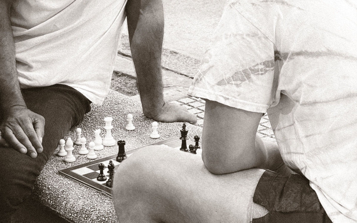 Chess Running