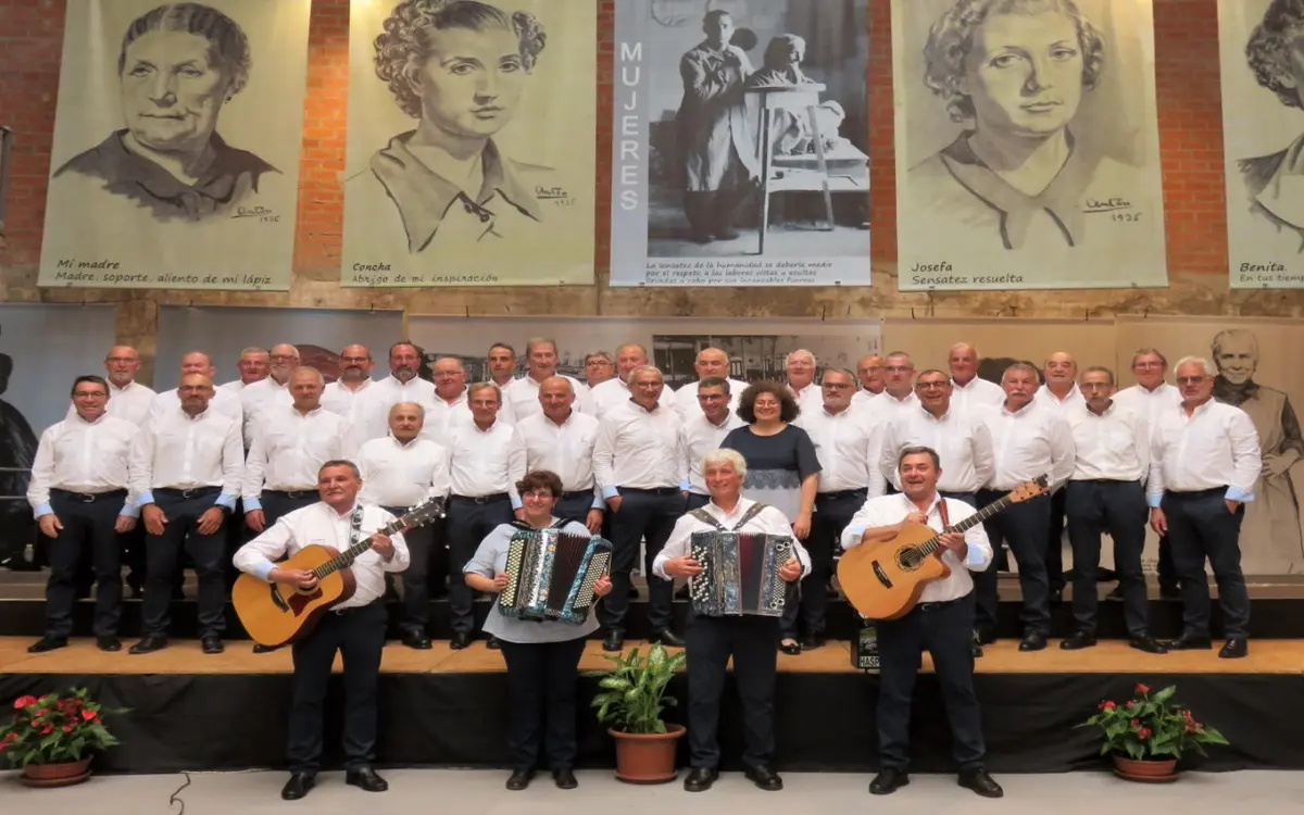 Choeurs basques d'hommes Elgarrekin