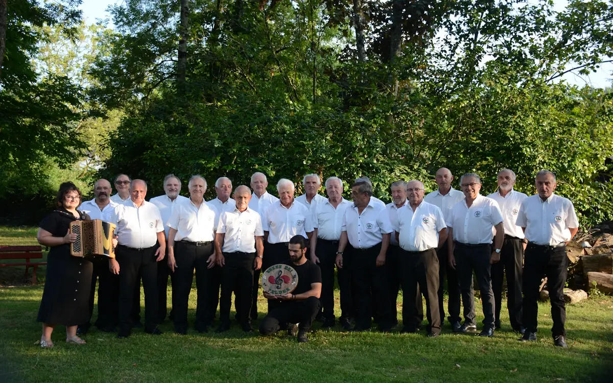 Choeurs basques d'hommes Nekez Ari et Etxekoak
