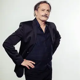 Christophe Alévêque dans Revue de presse