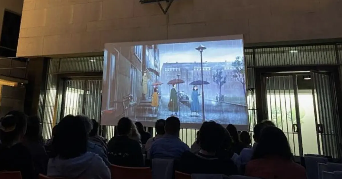 Cinéma en plein air au Mémorial de la Shoah à Paris